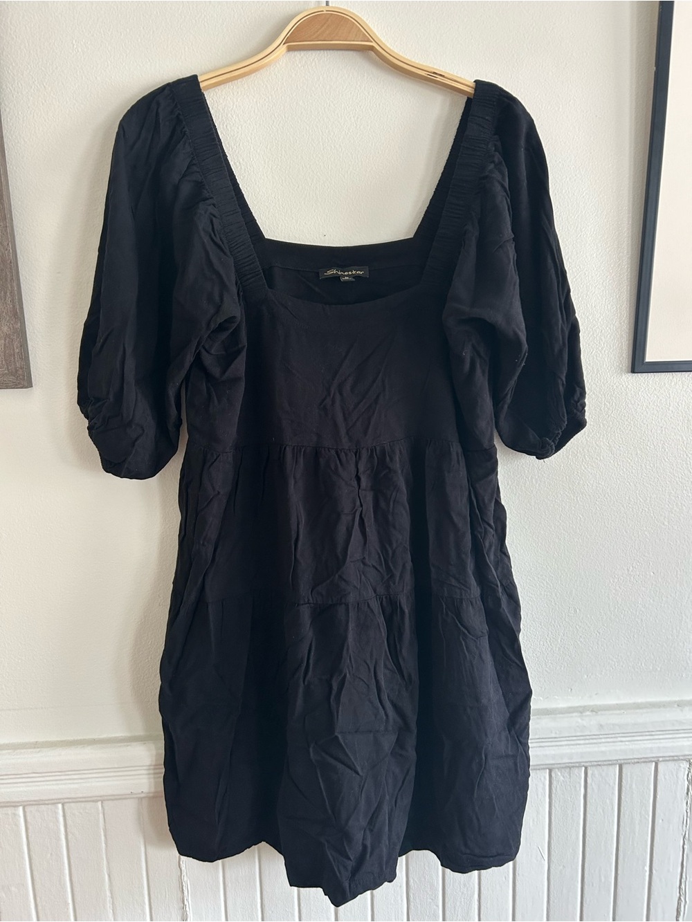 Black Puff-Sleeve Square Neck Women’s dress
